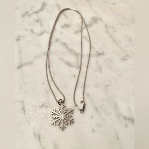 Necklace 24” silver snake chain with sterling snowflake charm